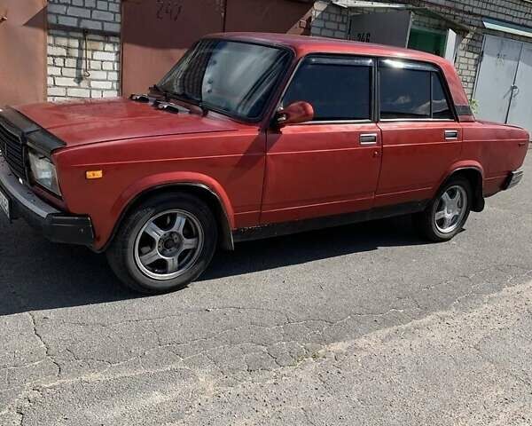 Червоний ВАЗ 2107, об'ємом двигуна 1.5 л та пробігом 68 тис. км за 1000 $, фото 1 на Automoto.ua