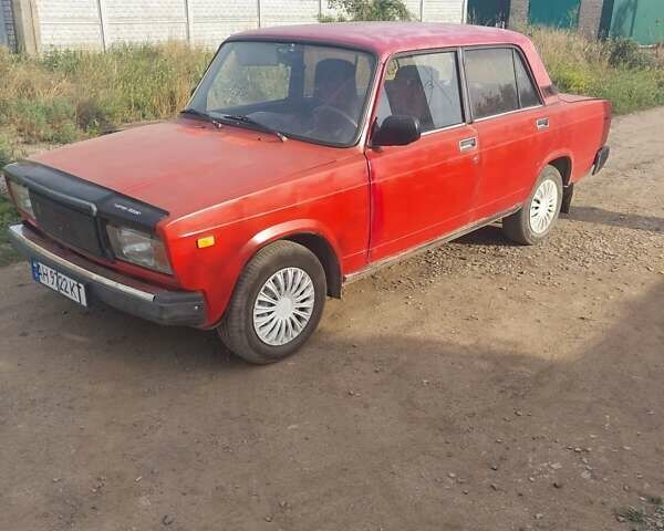 Красный ВАЗ 2107, объемом двигателя 0 л и пробегом 100 тыс. км за 1100 $, фото 1 на Automoto.ua