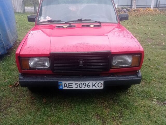 ВАЗ 2107 1991 в Ковель на Automoto.ua Красный ВАЗ 2107, объемом двигателя 1.5 л и пробегом 100 тыс. км за 950 $, фото 1 на Automoto.ua