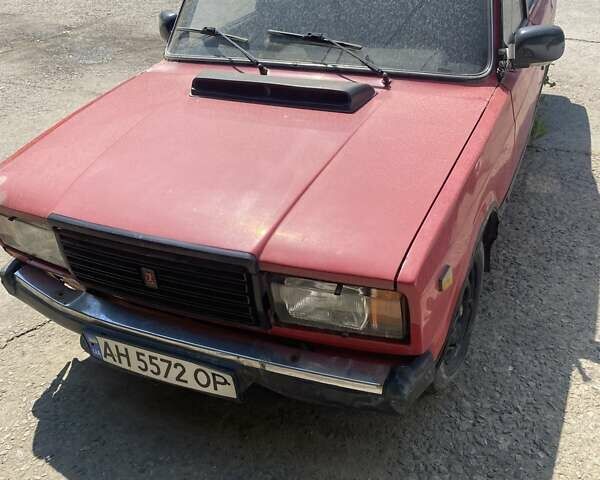 Красный ВАЗ 2107, объемом двигателя 1.45 л и пробегом 40 тыс. км за 601 $, фото 1 на Automoto.ua