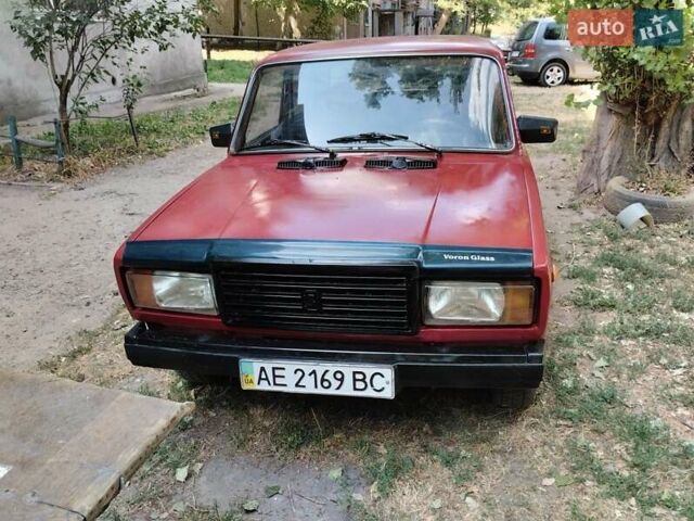 Красный ВАЗ 2107, объемом двигателя 1.5 л и пробегом 119 тыс. км за 1500 $, фото 1 на Automoto.ua
