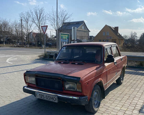 Красный ВАЗ 2107, объемом двигателя 0 л и пробегом 30 тыс. км за 385 $, фото 1 на Automoto.ua