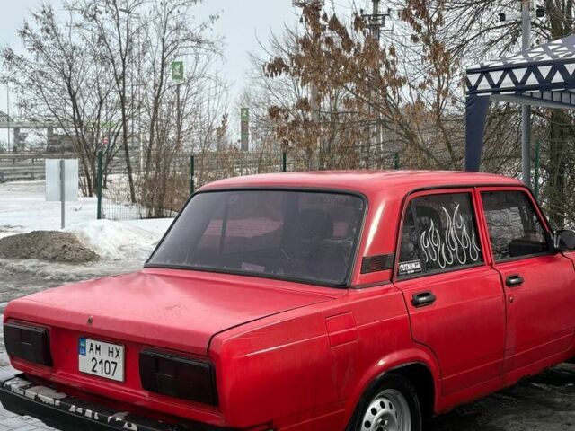 Красный ВАЗ 2107, объемом двигателя 1.6 л и пробегом 20 тыс. км за 813 $, фото 1 на Automoto.ua