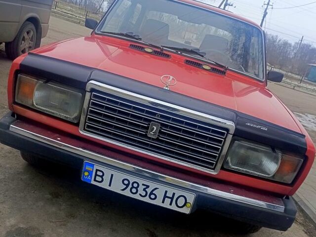 Красный ВАЗ 2107, объемом двигателя 1.5 л и пробегом 69 тыс. км за 720 $, фото 1 на Automoto.ua
