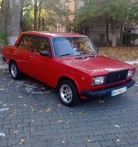 Червоний ВАЗ 2107, об'ємом двигуна 1.5 л та пробігом 185 тис. км за 1400 $, фото 1 на Automoto.ua