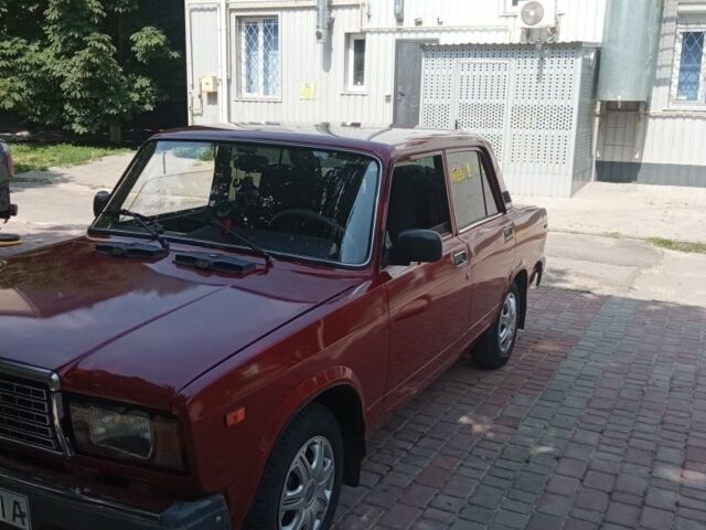 Красный ВАЗ 2107, объемом двигателя 0 л и пробегом 85 тыс. км за 1400 $, фото 1 на Automoto.ua
