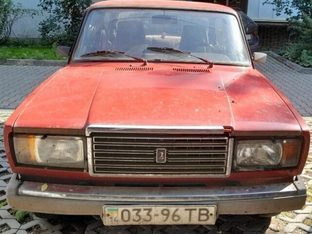 Красный ВАЗ 2107, объемом двигателя 1.5 л и пробегом 165 тыс. км за 45500 $, фото 1 на Automoto.ua