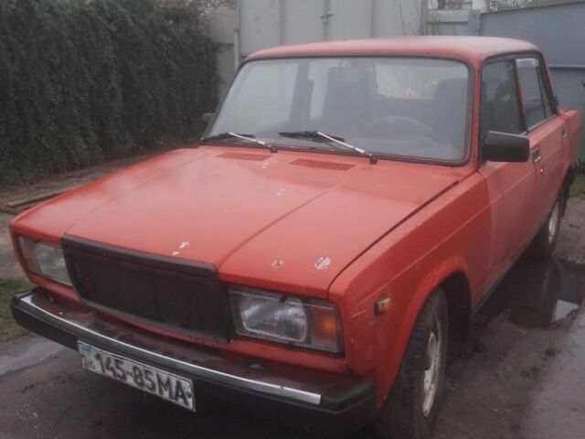 Червоний ВАЗ 2107, об'ємом двигуна 1.5 л та пробігом 200 тис. км за 616 $, фото 1 на Automoto.ua