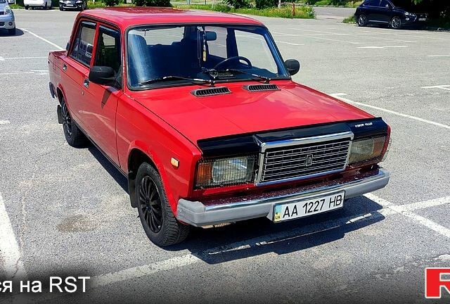 Червоний ВАЗ 2107, об'ємом двигуна 1.5 л та пробігом 55 тис. км за 700 $, фото 1 на Automoto.ua
