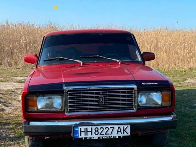 Красный ВАЗ 2107, объемом двигателя 1.5 л и пробегом 30 тыс. км за 550 $, фото 1 на Automoto.ua