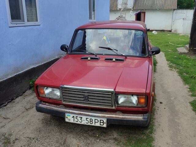 Красный ВАЗ 2107, объемом двигателя 0 л и пробегом 340 тыс. км за 521 $, фото 1 на Automoto.ua