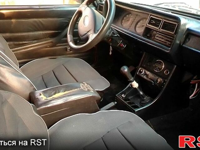 Червоний ВАЗ 2107, об'ємом двигуна 1.6 л та пробігом 114 тис. км за 850 $, фото 1 на Automoto.ua
