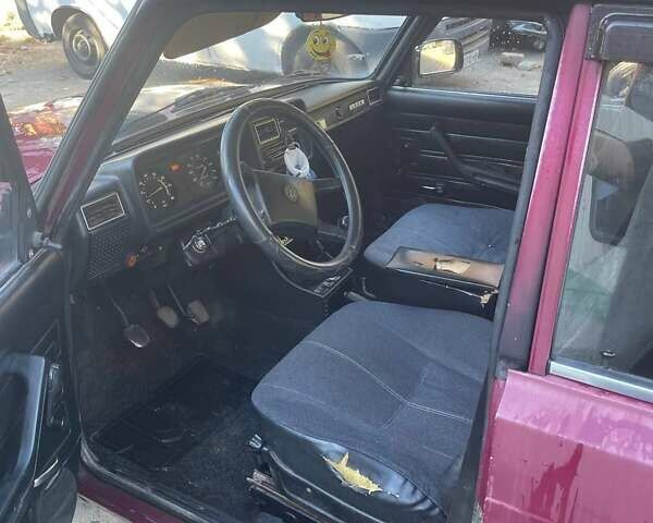 Красный ВАЗ 2107, объемом двигателя 1.57 л и пробегом 360 тыс. км за 1000 $, фото 1 на Automoto.ua