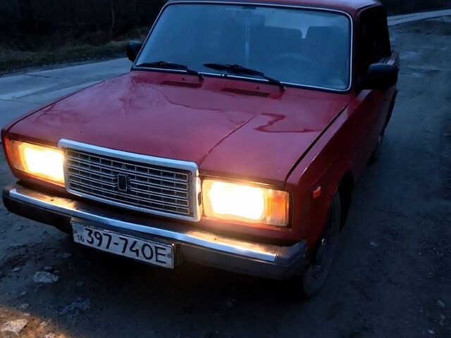 Червоний ВАЗ 2107, об'ємом двигуна 1.6 л та пробігом 310 тис. км за 360 $, фото 1 на Automoto.ua