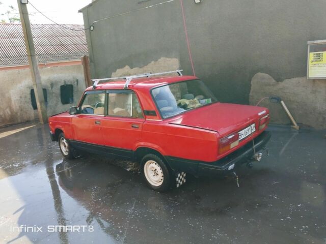 Красный ВАЗ 2107, объемом двигателя 0 л и пробегом 145 тыс. км за 850 $, фото 1 на Automoto.ua