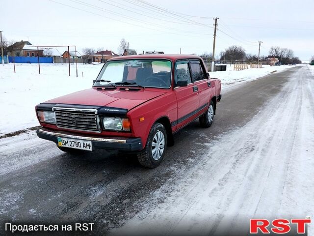 Красный ВАЗ 2107, объемом двигателя 1.5 л и пробегом 150 тыс. км за 750 $, фото 1 на Automoto.ua