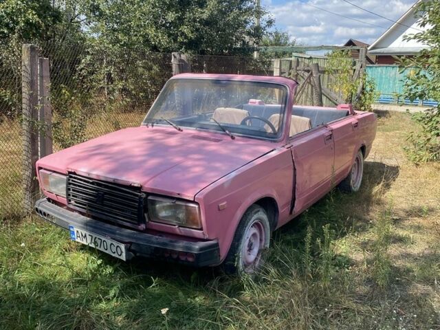 Красный ВАЗ 2107, объемом двигателя 0 л и пробегом 2 тыс. км за 135 $, фото 1 на Automoto.ua