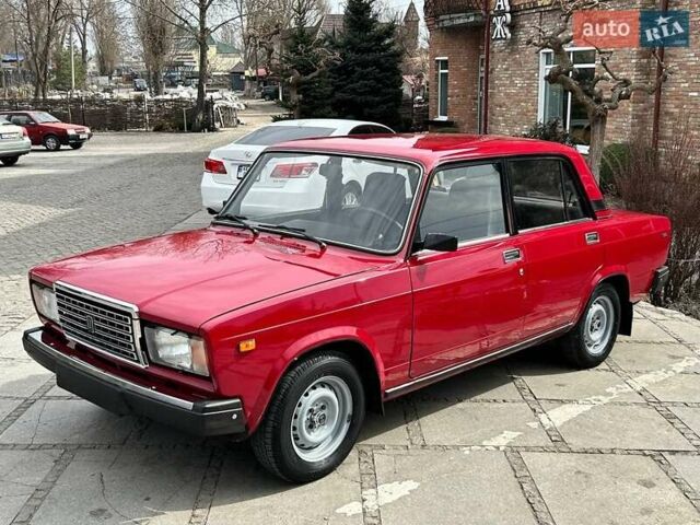 Красный ВАЗ 2107, объемом двигателя 1.5 л и пробегом 43 тыс. км за 2450 $, фото 1 на Automoto.ua