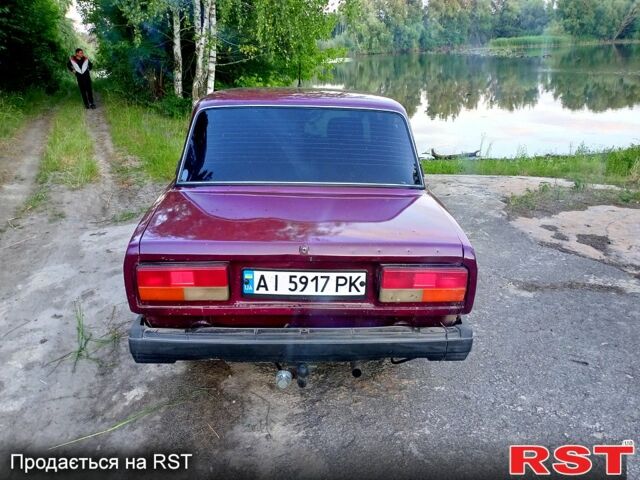 Красный ВАЗ 2107, объемом двигателя 1.5 л и пробегом 82 тыс. км за 2000 $, фото 1 на Automoto.ua