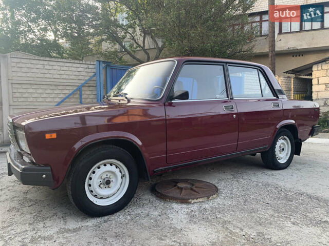 Червоний ВАЗ 2107, об'ємом двигуна 1.5 л та пробігом 78 тис. км за 1950 $, фото 1 на Automoto.ua
