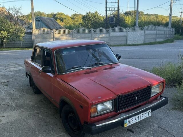 Красный ВАЗ 2107, объемом двигателя 1.3 л и пробегом 9 тыс. км за 449 $, фото 1 на Automoto.ua