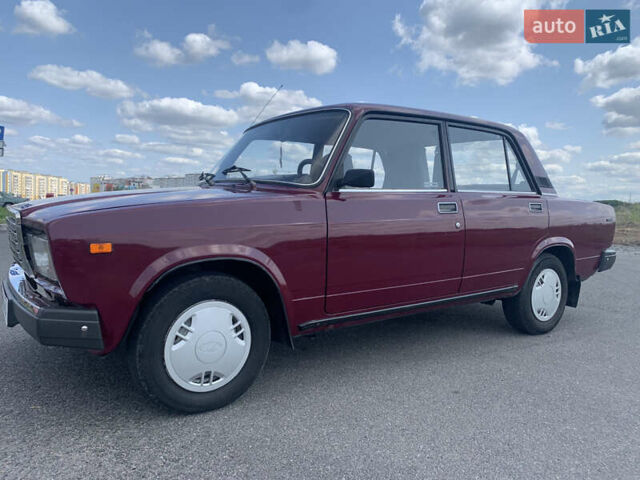 Красный ВАЗ 2107, объемом двигателя 1.5 л и пробегом 78 тыс. км за 2100 $, фото 1 на Automoto.ua