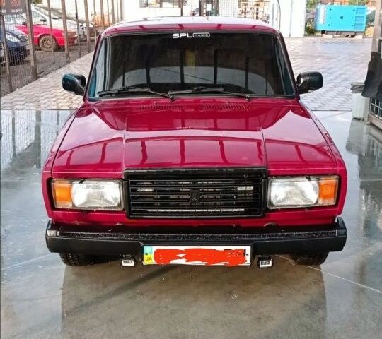 Червоний ВАЗ 2107, об'ємом двигуна 1.5 л та пробігом 210 тис. км за 1100 $, фото 1 на Automoto.ua