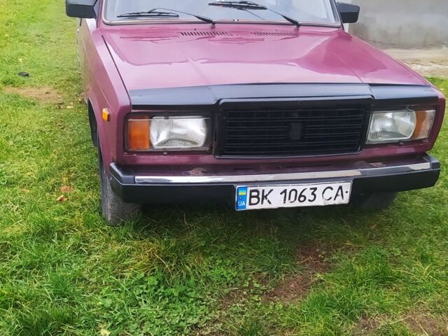 Червоний ВАЗ 2107, об'ємом двигуна 1.6 л та пробігом 100 тис. км за 750 $, фото 1 на Automoto.ua