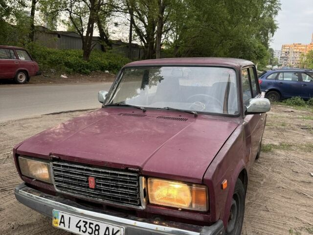 Красный ВАЗ 2107, объемом двигателя 1.5 л и пробегом 85 тыс. км за 366 $, фото 1 на Automoto.ua