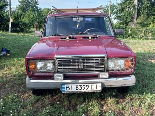 Красный ВАЗ 2107, объемом двигателя 1.6 л и пробегом 101 тыс. км за 1181 $, фото 1 на Automoto.ua