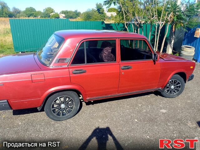 Красный ВАЗ 2107, объемом двигателя 1.5 л и пробегом 47 тыс. км за 1600 $, фото 1 на Automoto.ua