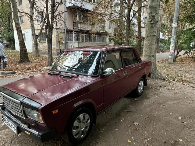 Червоний ВАЗ 2107, об'ємом двигуна 1.5 л та пробігом 107 тис. км за 900 $, фото 1 на Automoto.ua