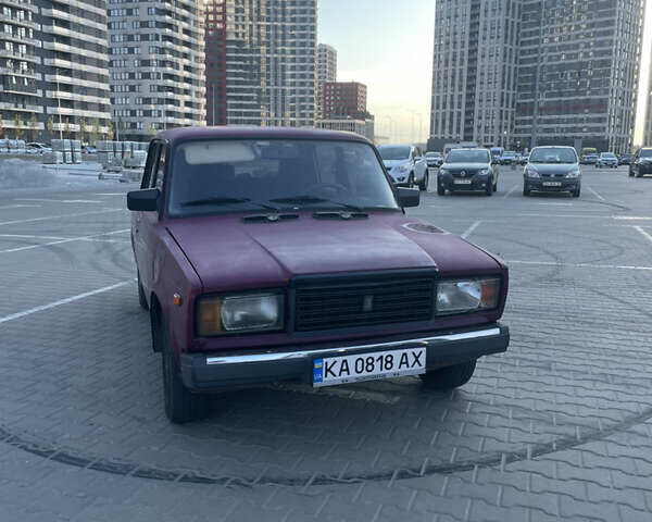 Красный ВАЗ 2107, объемом двигателя 1.5 л и пробегом 63 тыс. км за 1000 $, фото 1 на Automoto.ua