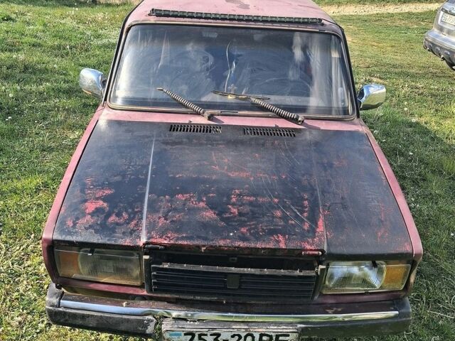 Червоний ВАЗ 2107, об'ємом двигуна 1.6 л та пробігом 200 тис. км за 330 $, фото 1 на Automoto.ua