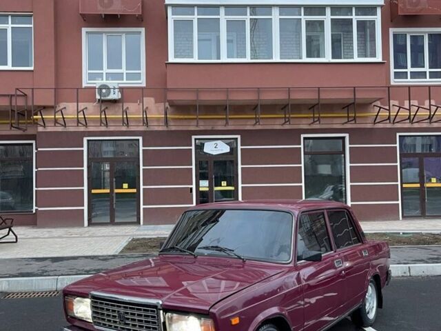 Красный ВАЗ 2107, объемом двигателя 1.6 л и пробегом 3 тыс. км за 1800 $, фото 1 на Automoto.ua