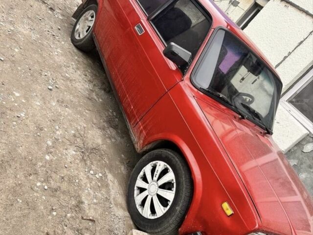 Красный ВАЗ 2107, объемом двигателя 1.5 л и пробегом 80 тыс. км за 850 $, фото 1 на Automoto.ua