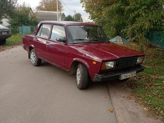 Красный ВАЗ 2107, объемом двигателя 0 л и пробегом 123 тыс. км за 750 $, фото 1 на Automoto.ua