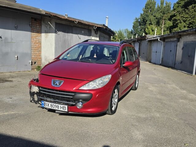 Красный ВАЗ 2107, объемом двигателя 1.45 л и пробегом 76 тыс. км за 1850 $, фото 1 на Automoto.ua