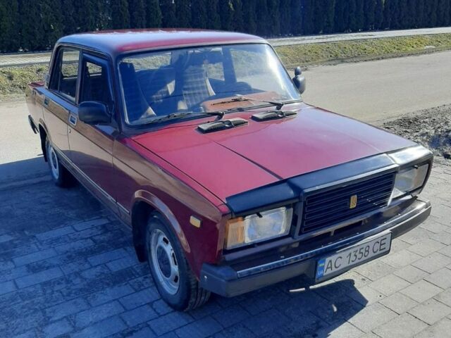 Червоний ВАЗ 2107, об'ємом двигуна 1.57 л та пробігом 86 тис. км за 1050 $, фото 1 на Automoto.ua