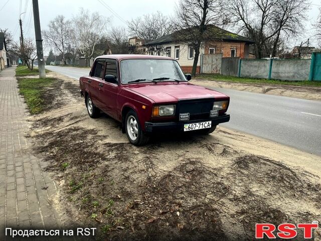 Червоний ВАЗ 2107, об'ємом двигуна 1.6 л та пробігом 240 тис. км за 1500 $, фото 1 на Automoto.ua