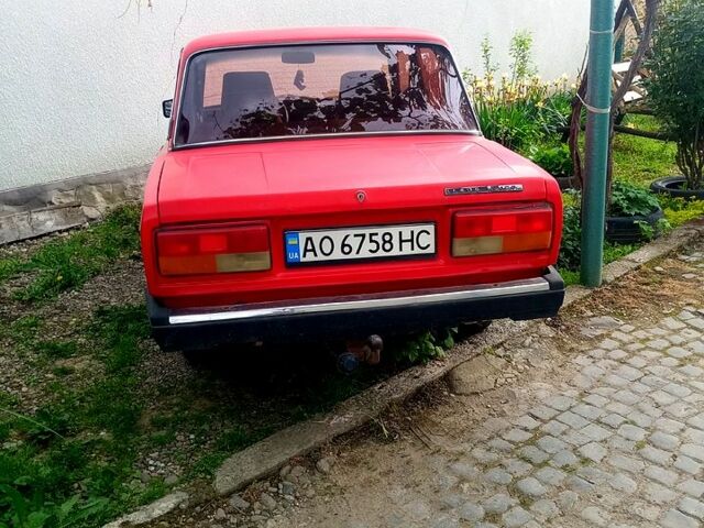 Красный ВАЗ 2107, объемом двигателя 1.5 л и пробегом 0 тыс. км за 700 $, фото 1 на Automoto.ua