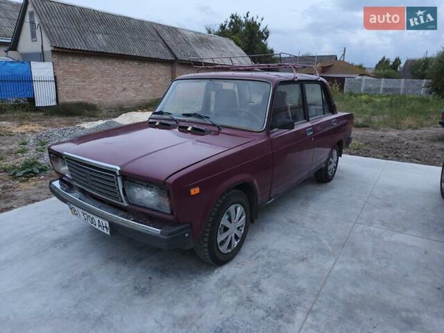 Червоний ВАЗ 2107, об'ємом двигуна 1.57 л та пробігом 134 тис. км за 850 $, фото 1 на Automoto.ua