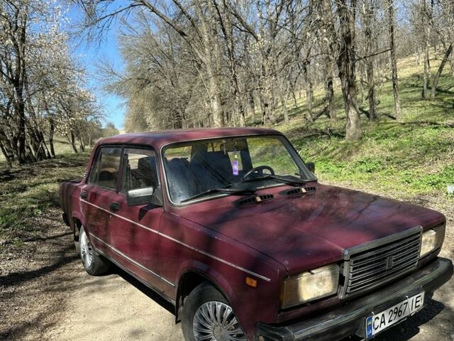 Красный ВАЗ 2107, объемом двигателя 1.6 л и пробегом 69 тыс. км за 564 $, фото 1 на Automoto.ua