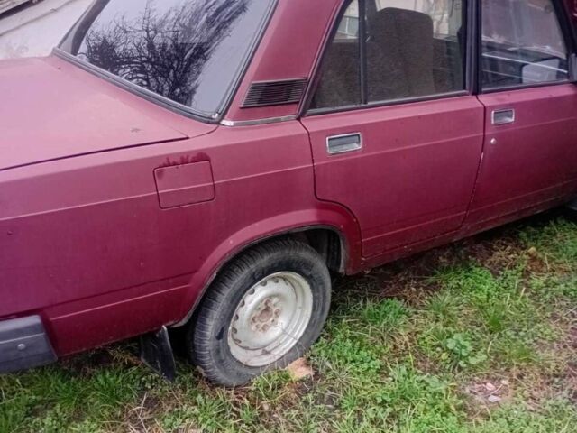 Червоний ВАЗ 2107, об'ємом двигуна 1.57 л та пробігом 200 тис. км за 1500 $, фото 1 на Automoto.ua