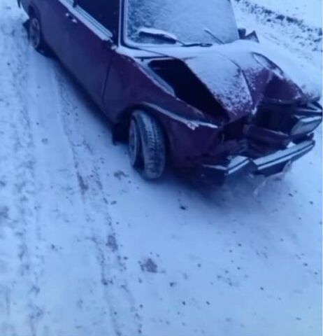 Червоний ВАЗ 2107, об'ємом двигуна 1.6 л та пробігом 3 тис. км за 850 $, фото 1 на Automoto.ua