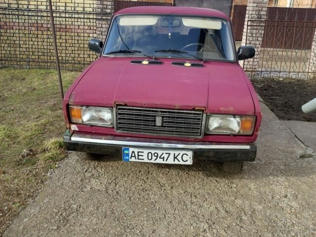 Червоний ВАЗ 2107, об'ємом двигуна 1.5 л та пробігом 200 тис. км за 620 $, фото 1 на Automoto.ua