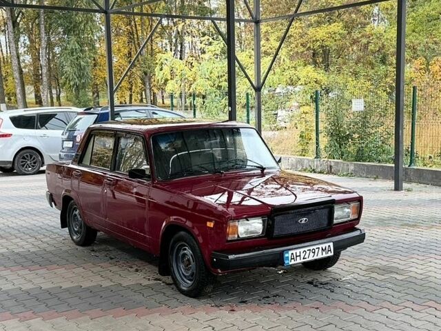 Червоний ВАЗ 2107, об'ємом двигуна 1.45 л та пробігом 60 тис. км за 1150 $, фото 1 на Automoto.ua