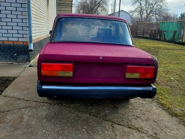 Червоний ВАЗ 2107, об'ємом двигуна 1.5 л та пробігом 150 тис. км за 620 $, фото 1 на Automoto.ua