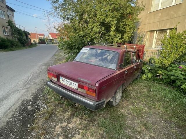 Червоний ВАЗ 2107, об'ємом двигуна 1.5 л та пробігом 50 тис. км за 450 $, фото 1 на Automoto.ua