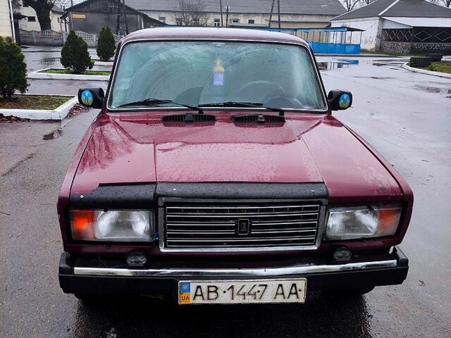 Червоний ВАЗ 2107, об'ємом двигуна 1.5 л та пробігом 200 тис. км за 1000 $, фото 1 на Automoto.ua